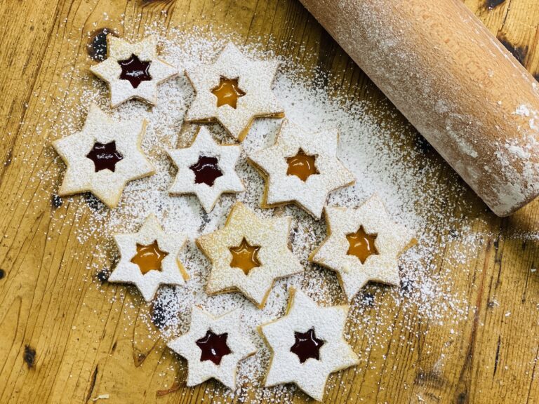 Selbstgebackenes Weihnachtsgebäck - Plätzchen selbstgemacht